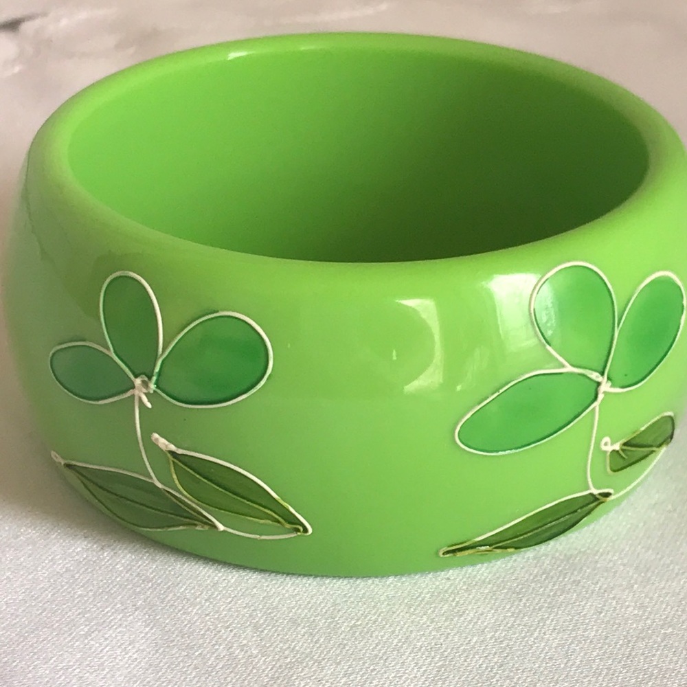 Green Floral Bangle Bracelet